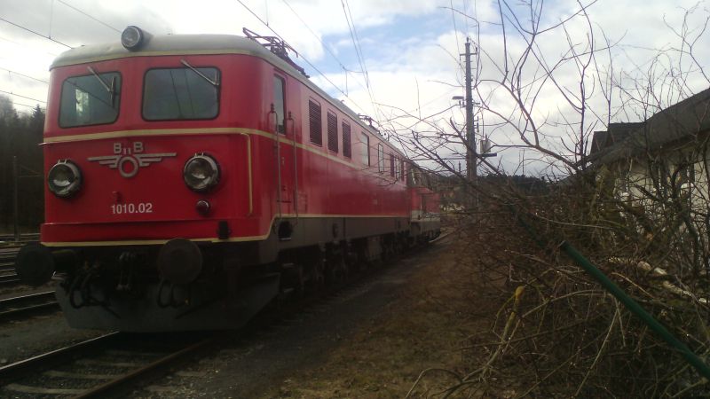 Lokomotiven im Ruhestand bei der Arbeit ... 00220